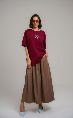 camiseta curvas mid century modern bordô