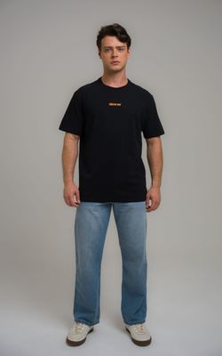 camiseta colors mid century modern preto