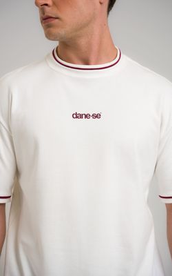 camiseta regular retilínea dane-se low off