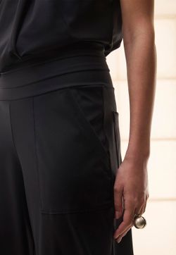 Calça Reta Malha Supreme