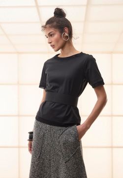 Blusa Supreme Detalhe Tela