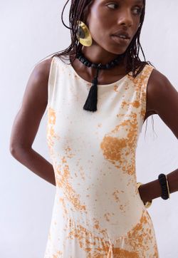 Vestido Babado Estampa Musgo