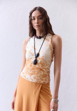 Blusa Sem Manga Estampa Musgo