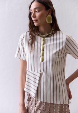 Blusa Assimétrica Malha Listra