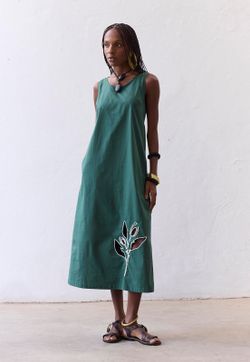 Vestido Tricoline Bordado