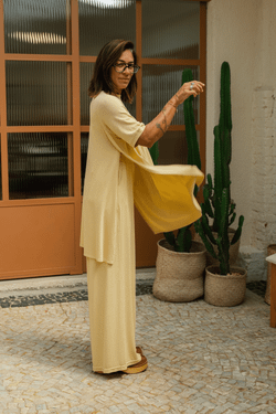 BLUSA ABERTURA LATERAL TRICO - AMARELO