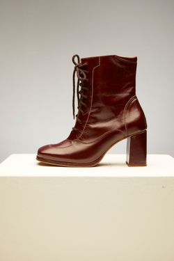 BOTA CANO MÉDIO SALTO ALTO PINHÃO