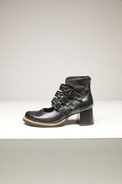 SAPATO  SALTO ALTO PRETO