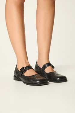 SAPATO SALTO BAIXO PRETO AMASSADO