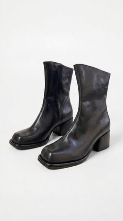 BOTA CANO MÉDIO SALTO MÉDIO PRETA