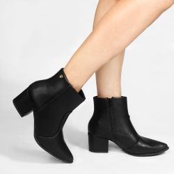Bota Básica Salto Bloco Yasmin Preta