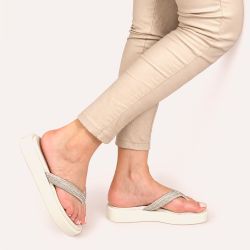 Tamanco Zatta Flatform de Dedo Felicia Off White