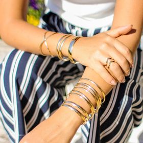 Imagem do produto Pulseira Algema Larga Folheada a Ouro 18k