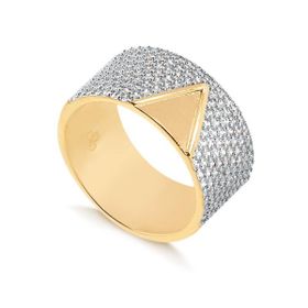 Imagem do produto Anel Stelle Aro Grosso Cravejado de Zircônias com Triângulo Liso Folheado a Ouro 18k