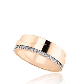 Imagem do produto Anel liso com filete de zircônias folheado a ouro 18k