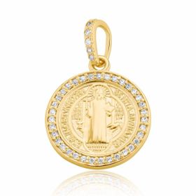 Imagem do produto Medalha de são bento com cravação de zircônias em volta folheado a ouro 18K