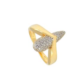 Imagem do produto Anel com aro triangular e pedra oval cravejada de zircônias folheado a ouro 18K