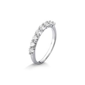 Imagem do produto Anel Moissanite 3mm Meia Aliança com Cravação no Aro em Prata 925