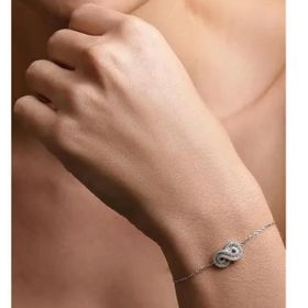 Imagem do produto Pulseira Moissanite 0,44CT Infinito Baguetado cravejado em prata 925