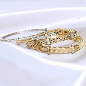 Imagem do produto Pulseira Rígida com Gomos Pequenos e Parte Cravejada de Zircônia em Prata 925 Folheado a Ouro 18K