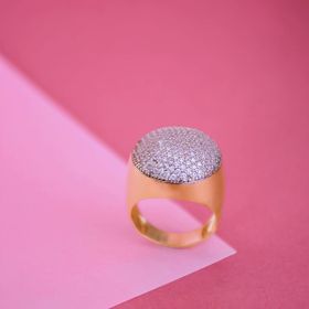 Imagem do produto Anel Orgânico Liso com Pavê de Zircônias Folheado a Ouro 18K