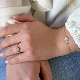 Imagem do produto Anel Trevo Cravejado de Zircônia Folheado a Ouro 18K