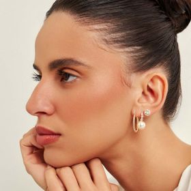 Imagem do produto Brinco Argola com Linha de Zircônia Folheado a Ouro 18K
