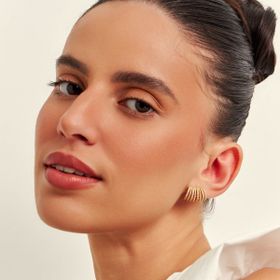 Imagem do produto Brinco Médio Coluna com Zircônias Intercalado Vazado Folheado a Ouro 18K