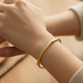 Imagem do produto Pulseira Bracelete Liso Algema Metade Tubo 4mm Folheado a Ouro 18K