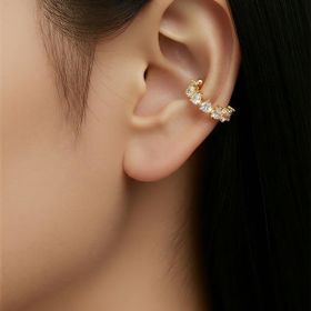Imagem do produto Piercing Zircônia Formato Coração Folheado a Ouro 18K