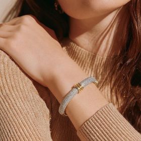 Imagem do produto Pulseira Rígida Grossa com Cravação de Zircônia com Detalhe Dourado em Prata 925 Folheado a Ouro 18K