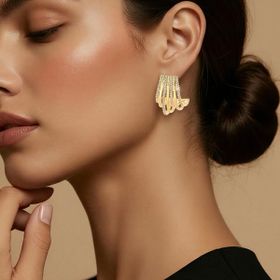 Imagem do produto Brinco Ear Hook Fios Cravejados de Zircônia Folheado a Ouro 18K