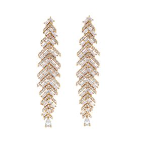 Imagem do produto Brinco Festa Cascata de Zircônias Navete e Baguete Folheado a Ouro 18K