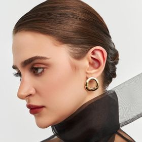 Imagem do produto Brinco Argola Orgânica Vazado Liso Folheado a Ouro 18K