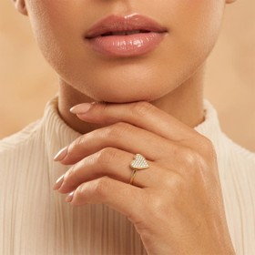 Imagem do produto Anel Coração Pavê de Moissanite em Ouro 10K