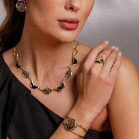 Imagem do produto Pulseira Bracelete Brisa Pirita Aberto com Esmalte Preto Folheado a Ouro 18K