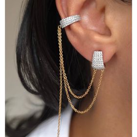 Imagem do produto Brinco Ear Line com Piercing Cravejado de Moissanites Fake e Correntes Pendente em Prata 925 Folheado a Ouro 18K