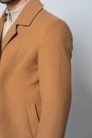 Casaco Masculino Botões Caramelo