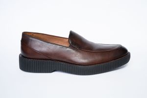 Mocassim Masculino de Couro Tabaco com Solado Tratorado
