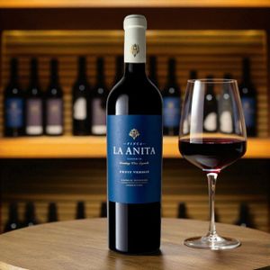 VINHO TINTO FINCA LA ANITA PETIT VERDOT
