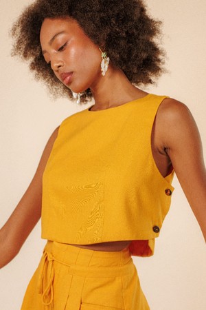 Blusa Decote Canoa Linho Alê Amarelo