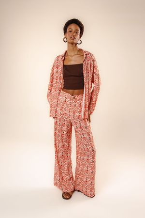 Calça longa Drica estampa ritmo