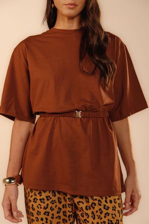 T-shirt malha com cinto Lola marrom