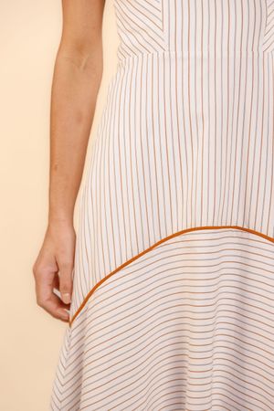 Vestido cropped Estela estampa listra entardecer