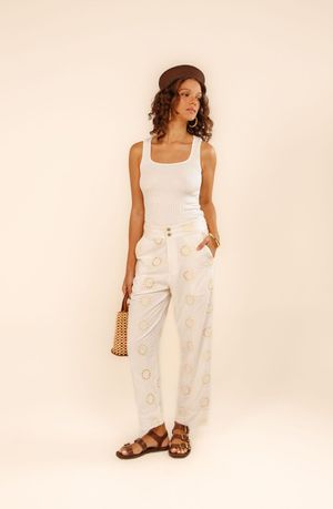 Calça cropped Nena bordado magnólia