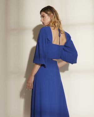 Conjunto Cropped e Saia Midi