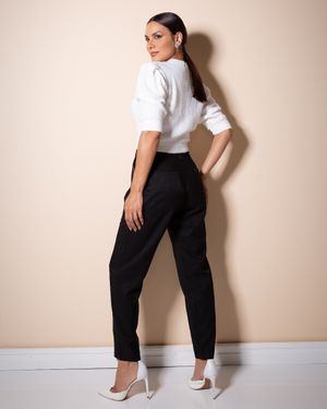 Calça Detalhe Pregas