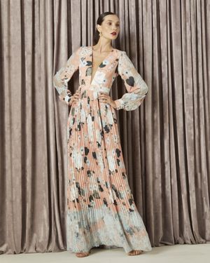 Vestido de Festa Longo Plissado Detalhe Renda