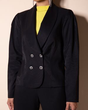 Conjunto Calça e Blazer com Botões de Strass