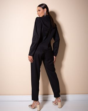 Conjunto Calça e Blazer com Botões de Strass